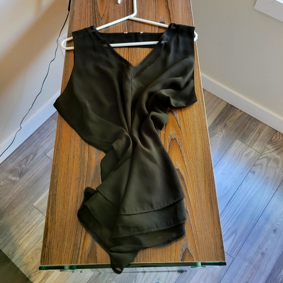 Black sheer blouse - Picture 1 of 3